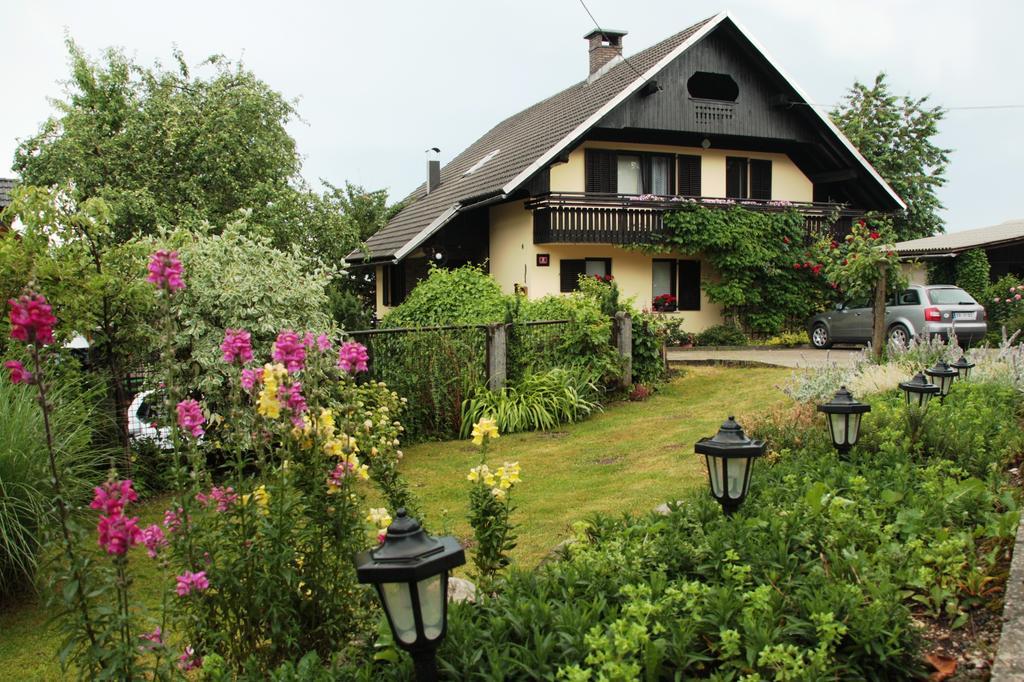 Garden Apartments Maria Bled Kamer foto